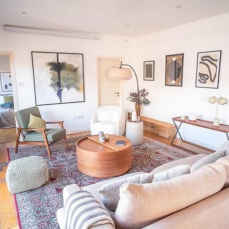 Appartamento Penthouse At The Old Tea Factory Londra Esterno foto