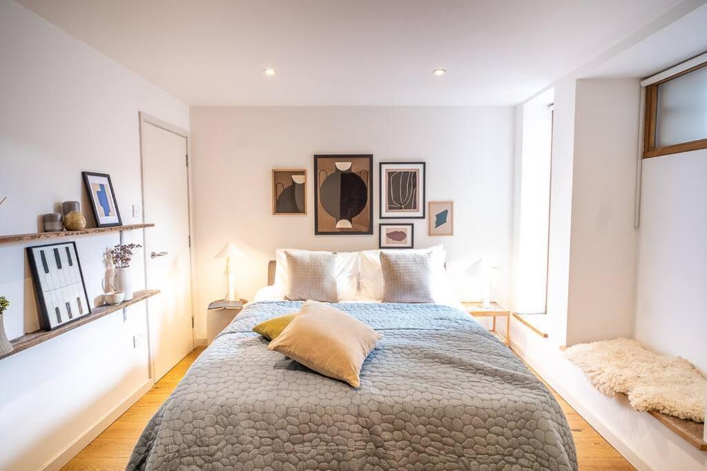 Appartamento Penthouse At The Old Tea Factory Londra Esterno foto